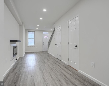 3435 Hickory Avenue - Photo Thumbnail 7