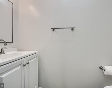 3435 Hickory Avenue - Photo Thumbnail 11