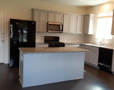 504 Coffee Berry Dr - Photo Thumbnail 4
