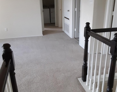 504 Coffee Berry Dr - Photo Thumbnail 17