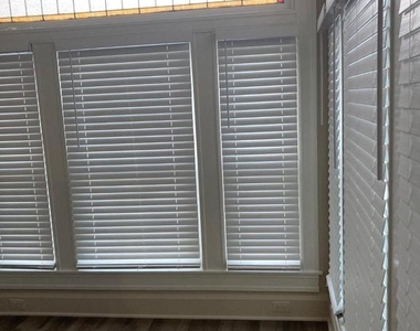 3027 Shannon Drive - Photo Thumbnail 4