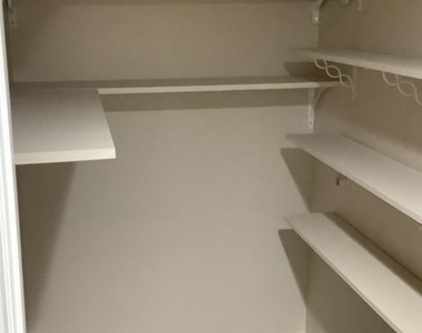 3027 Shannon Drive - Photo Thumbnail 44