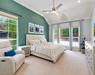 3002 Barton Point Cir - Photo Thumbnail 17