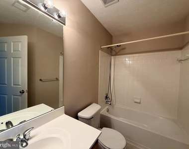 2805 Settlers View Drive - Photo Thumbnail 15