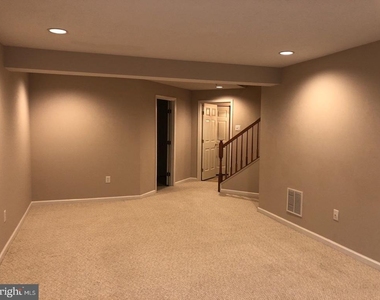 2805 Settlers View Drive - Photo Thumbnail 17