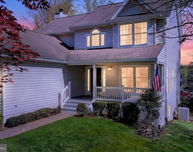 928 Waterview Drive - Photo Thumbnail 33