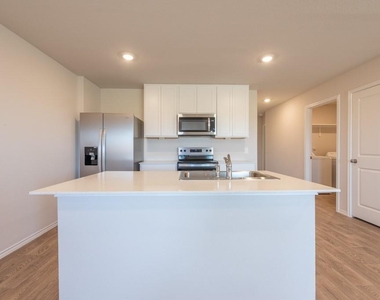 2115 Windflower Ln - Photo Thumbnail 3