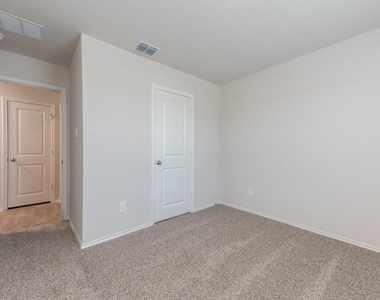 2115 Windflower Ln - Photo Thumbnail 22