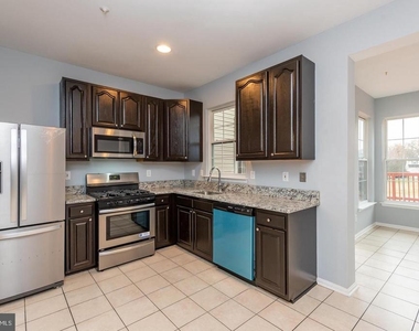 1339 Hill Born Drive - Photo Thumbnail 15
