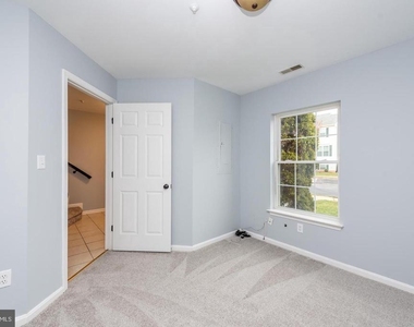 1339 Hill Born Drive - Photo Thumbnail 5