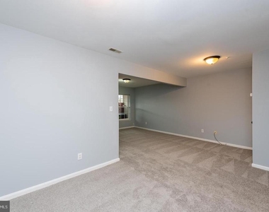 1339 Hill Born Drive - Photo Thumbnail 6