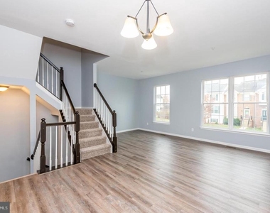 1339 Hill Born Drive - Photo Thumbnail 10
