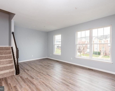 1339 Hill Born Drive - Photo Thumbnail 11