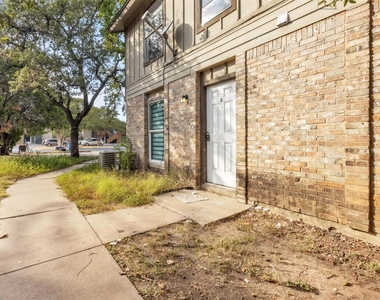 5805 Cougar Dr - Photo Thumbnail 9