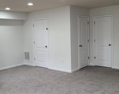 7538 Stonehouse Run Drive - Photo Thumbnail 34