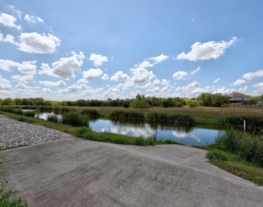 441 Fieldwood Dr - Photo Thumbnail 28
