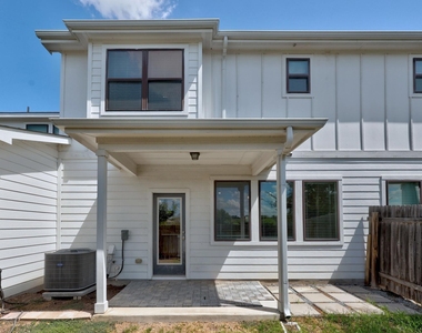 441 Fieldwood Dr - Photo Thumbnail 23