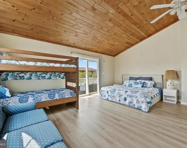 35205 Hassell Avenue - Photo Thumbnail 38