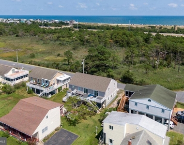 35205 Hassell Avenue - Photo Thumbnail 7