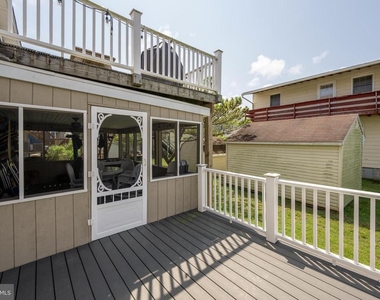 35205 Hassell Avenue - Photo Thumbnail 14