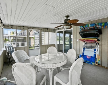 35205 Hassell Avenue - Photo Thumbnail 23