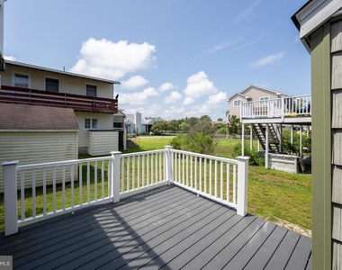 35205 Hassell Avenue - Photo Thumbnail 13