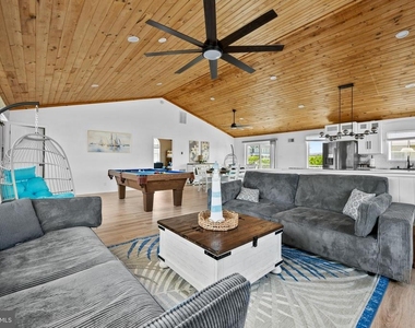 35205 Hassell Avenue - Photo Thumbnail 28