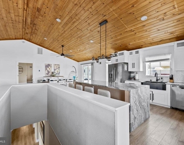 35205 Hassell Avenue - Photo Thumbnail 33
