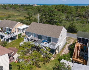 35205 Hassell Avenue - Photo Thumbnail 8