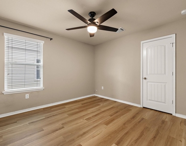 12105 Jamie Dr - Photo Thumbnail 22