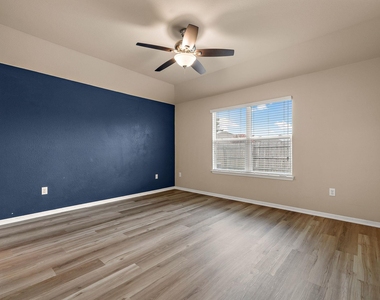 12105 Jamie Dr - Photo Thumbnail 17