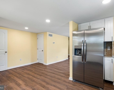30 E Main Street - Photo Thumbnail 22