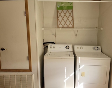 517 Olivia Ct - Photo Thumbnail 11