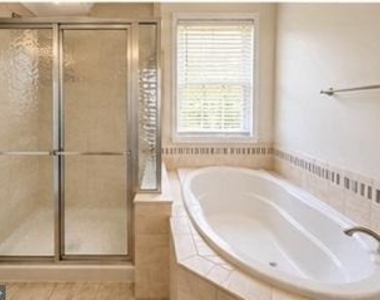 1140 La Grange Parkway - Photo Thumbnail 8