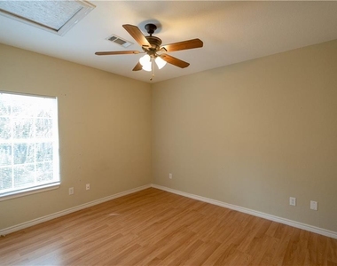 412 Cargill Dr - Photo Thumbnail 23
