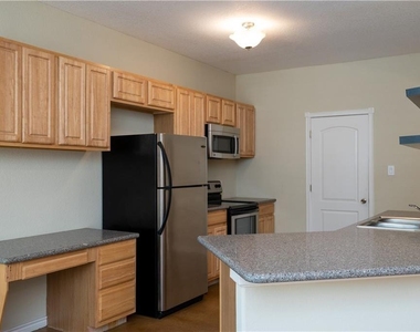 412 Cargill Dr - Photo Thumbnail 12