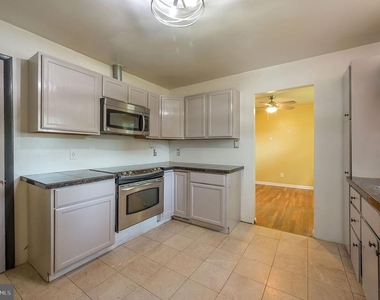 325 Alder Road - Photo Thumbnail 4