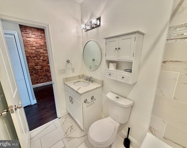 918 Hamilton Street Nw - Photo Thumbnail 32