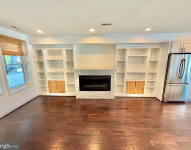 918 Hamilton Street Nw - Photo Thumbnail 5