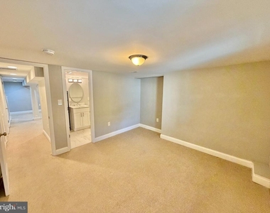 918 Hamilton Street Nw - Photo Thumbnail 48