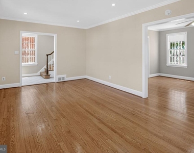 4712 Piney Branch Road Nw - Photo Thumbnail 5