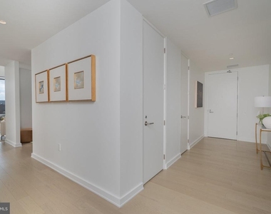 1111 24th Street Nw - Photo Thumbnail 9