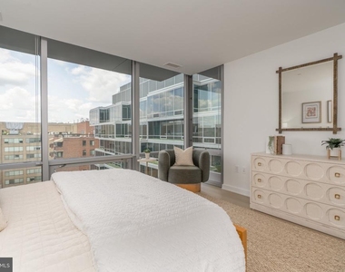 1111 24th Street Nw - Photo Thumbnail 33