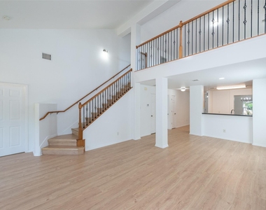 3717 Holden Ct - Photo Thumbnail 11