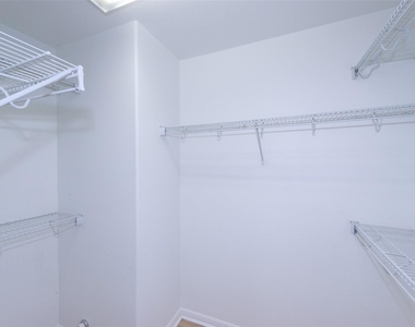 3717 Holden Ct - Photo Thumbnail 18