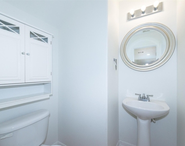 3717 Holden Ct - Photo Thumbnail 9
