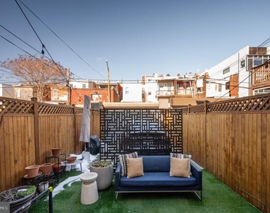 31 Randolph Place Nw - Photo Thumbnail 5