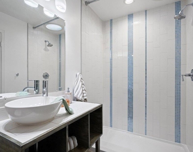 4904 Enchanted Ln - Photo Thumbnail 8