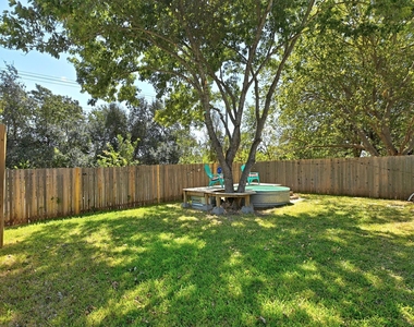 7203 Alegre Pass - Photo Thumbnail 25