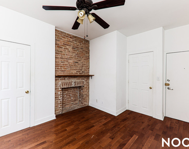 290 Harman St - Photo Thumbnail 3
